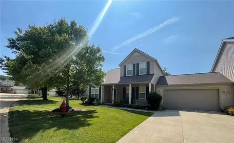 2032 Heron Glen Ct, Macedonia, OH 44056