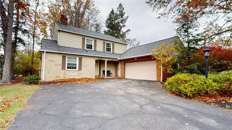 4115 Meadowbrook Blvd, University Heights, OH 44118