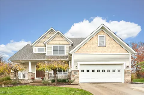 2593 Twin Creeks Dr, Copley, OH 44321