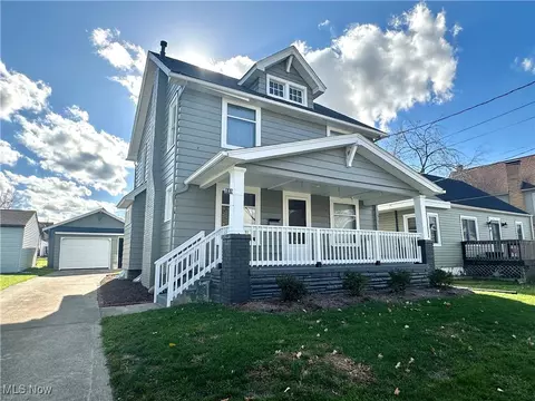 149 E 2nd St, Girard, OH 44420