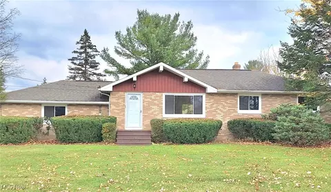827 Pennys Dr, Brunswick, OH 44212
