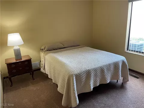 Bedroom - 4577 Morgate Cir NW, Canton, OH 44708 photo 1 of 3