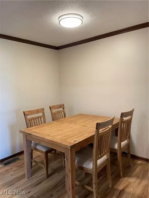 Dining - 4577 Morgate Cir NW, Canton, OH 44708 photo 2 of 2