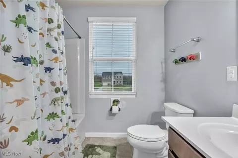 342 Fairfield Ct, Elyria, OH 44035 photo 11