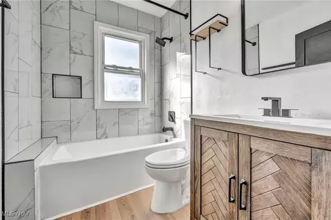 Bath - 715 E 232nd St, Euclid, OH 44123 photo 1 of 3
