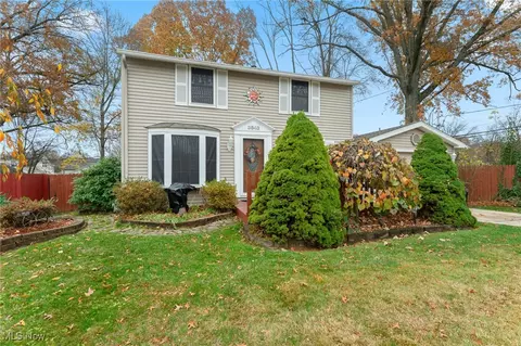 3643 Arden Blvd, Youngstown, OH 44511