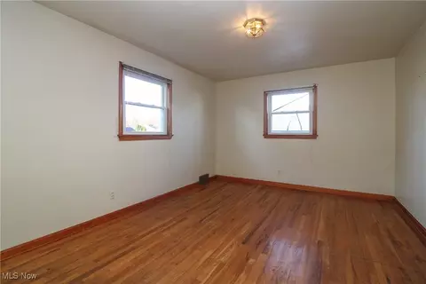 Bedroom - 853 5th St, Struthers, OH 44471 photo 8 of 8