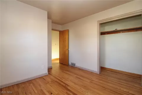 Bedroom - 853 5th St, Struthers, OH 44471 photo 7 of 8