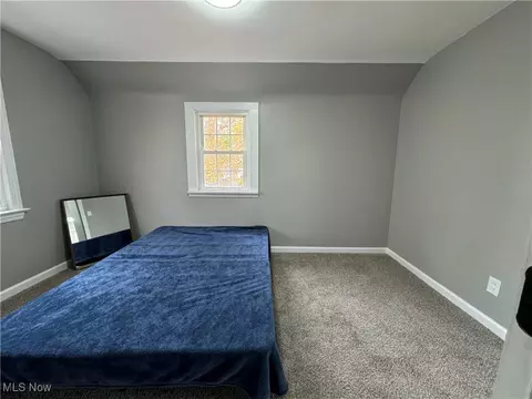 Bedroom - 175 E 212th St, Euclid, OH 44123 photo 5 of 11