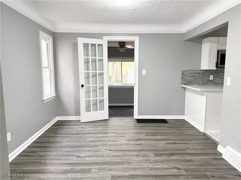 Living - 175 E 212th St, Euclid, OH 44123 photo 2 of 6