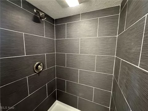 Bath - 175 E 212th St, Euclid, OH 44123 photo 1 of 4