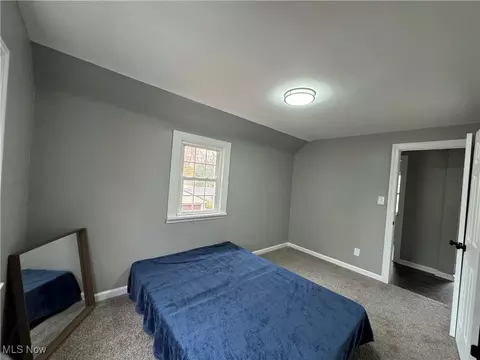 Bedroom - 175 E 212th St, Euclid, OH 44123 photo 6 of 11