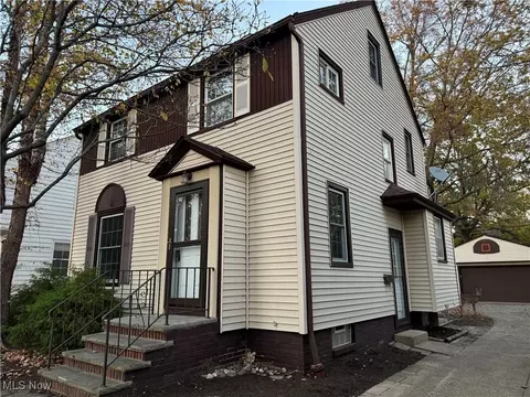 Exterior - 175 E 212th St, Euclid, OH 44123 photo 2 of 6
