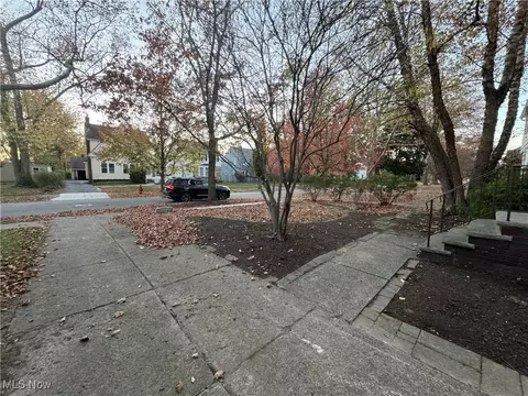 Exterior - 175 E 212th St, Euclid, OH 44123 photo 6 of 6