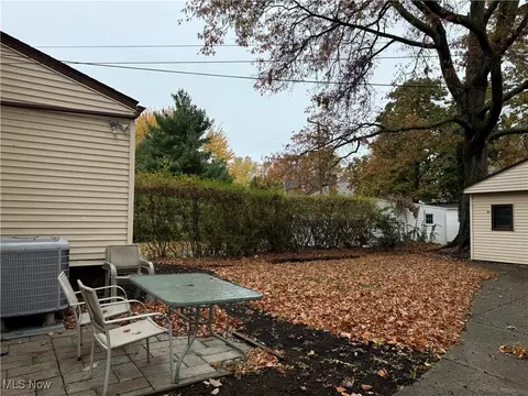 Exterior - 175 E 212th St, Euclid, OH 44123 photo 4 of 6