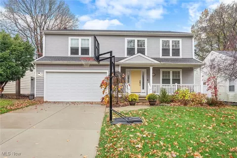 23810 Woodway Rd, Beachwood, OH 44122