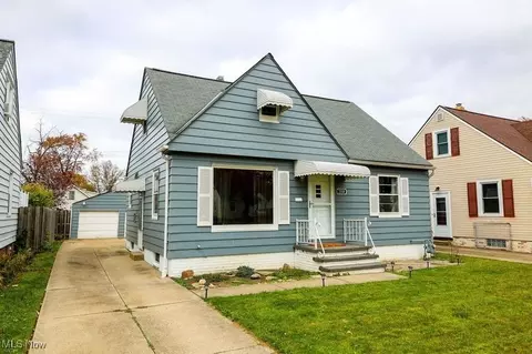 2510 Russell Ave, Parma, OH 44134