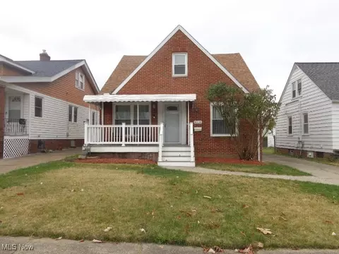 6116 Wareham Dr, Parma, OH 44129