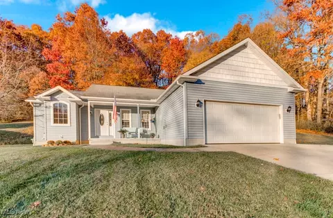 21 Itawamba Trl, Malvern, OH 44644