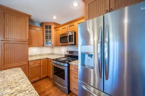 Kitchen - 155 Doolin Dr, Williamstown, WV 26187 photo 6 of 6