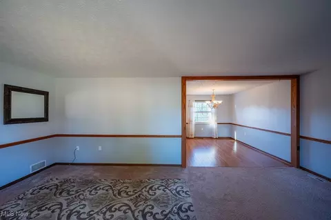 Living - 155 Doolin Dr, Williamstown, WV 26187 photo 4 of 9
