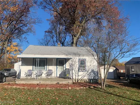 3858 Frederick St, Youngstown, OH 44515