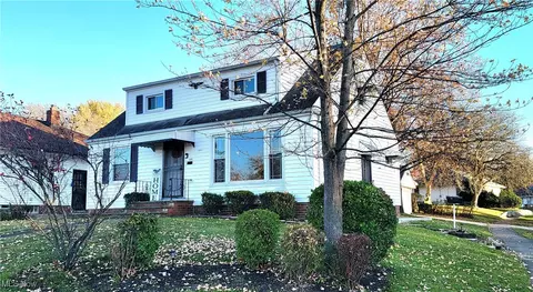 13616 Linn Ave, Garfield Heights, OH 44125
