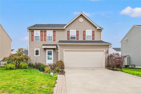 1958 Spruce Ln, Painesville, OH 44077