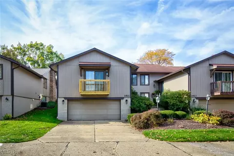 1411 Easthill Sq NE, Canton, OH 44714