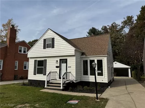 2014 Lorimer Dr, Parma, OH 44134
