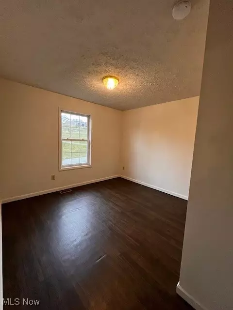 Bedroom - 126 Westview Dr, Barnesville, OH 43713 photo 3 of 3