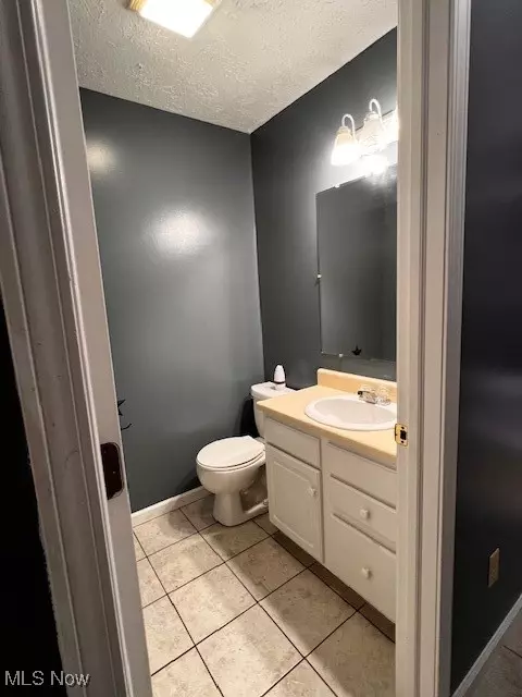 Bath - 126 Westview Dr, Barnesville, OH 43713 photo 1 of 2