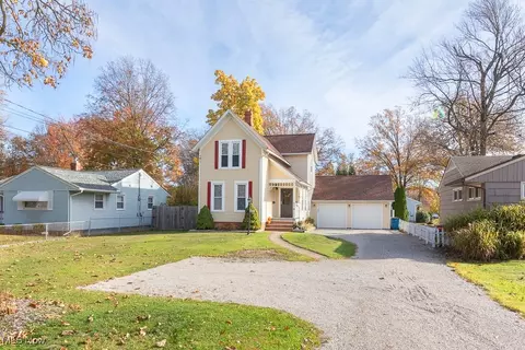 3119 Clague Rd, North Olmsted, OH 44070