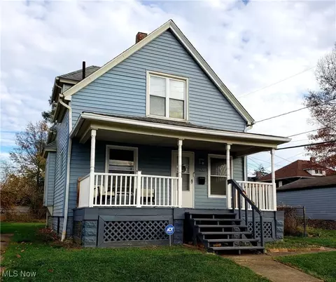 2925 Seneca Ave, Lorain, OH 44055