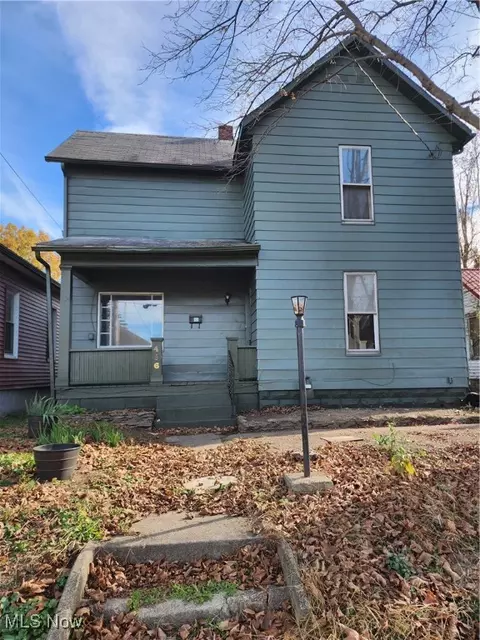 456 Schaum Ave, Zanesville, OH 43701