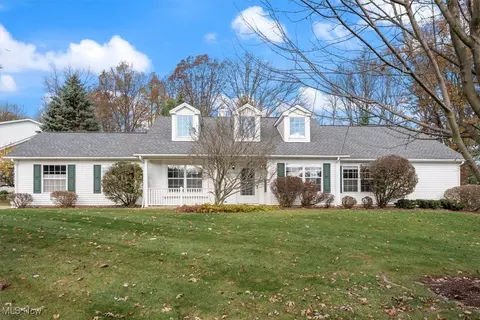 6822 Hidden Lake Trl, Brecksville, OH 44141