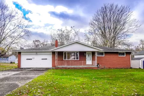 1933 Massachusetts Ave SE, Massillon, OH 44646