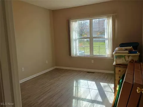 103 Richmond Ct, Elyria, OH 44035 photo 17
