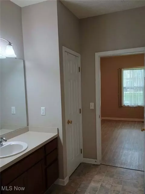 103 Richmond Ct, Elyria, OH 44035 photo 23