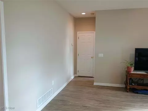 103 Richmond Ct, Elyria, OH 44035 photo 21