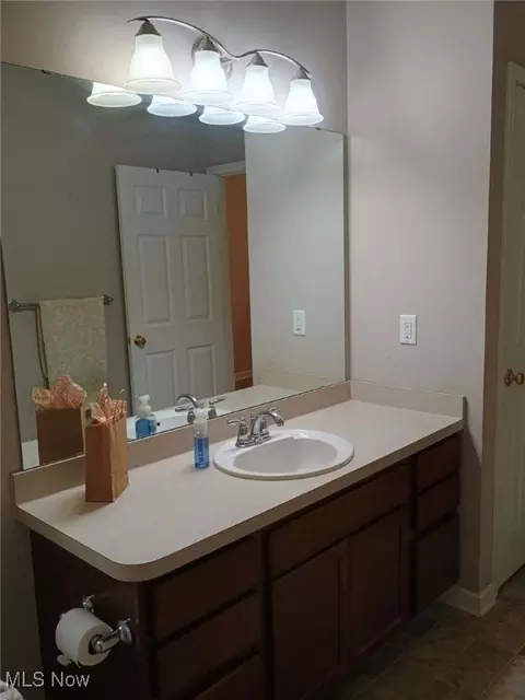 103 Richmond Ct, Elyria, OH 44035 photo 24
