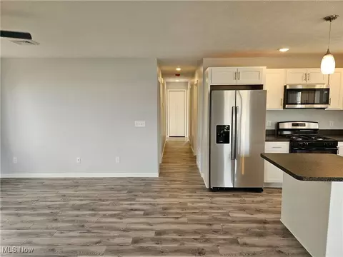Entry Way - 363 Warden Ave, Elyria, OH 44035 photo 1 of 1