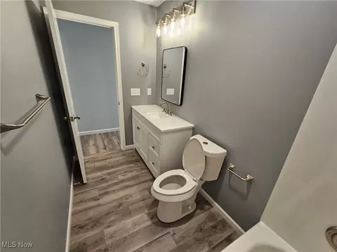 Bath - 363 Warden Ave, Elyria, OH 44035 photo 1 of 2