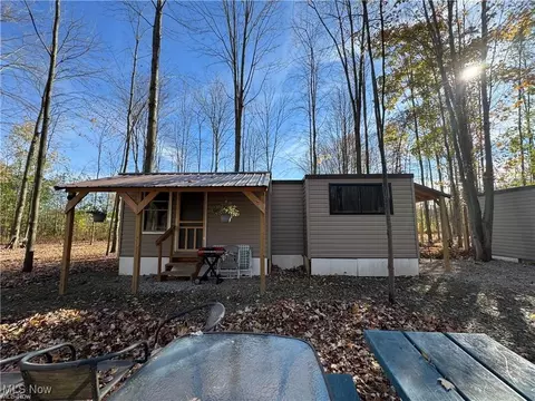 3737 Netcher Rd, Jefferson, OH 44047