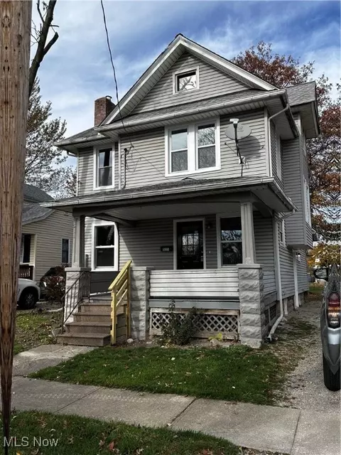 511 Dewey Ave, Elyria, OH 44035 photo 1