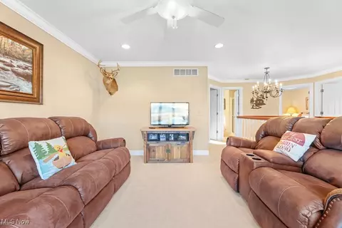 207 W Mohawk Dr, Malvern, OH 44644 photo 22