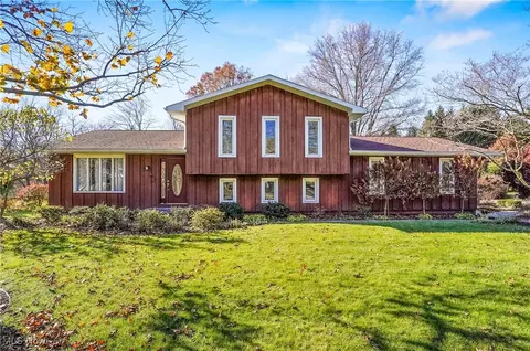 928 S Hametown Rd, Akron, OH 44321