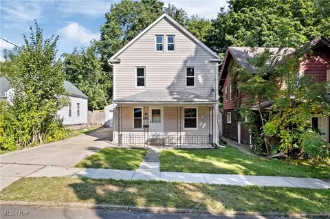 2163 14th St SW, Akron, OH 44314
