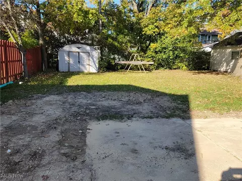 406 Cambridge Ave, Elyria, OH 44035 photo 15