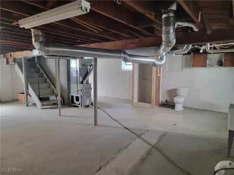 406 Cambridge Ave, Elyria, OH 44035 photo 11